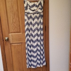 Chevron strapless dress with POCKETS